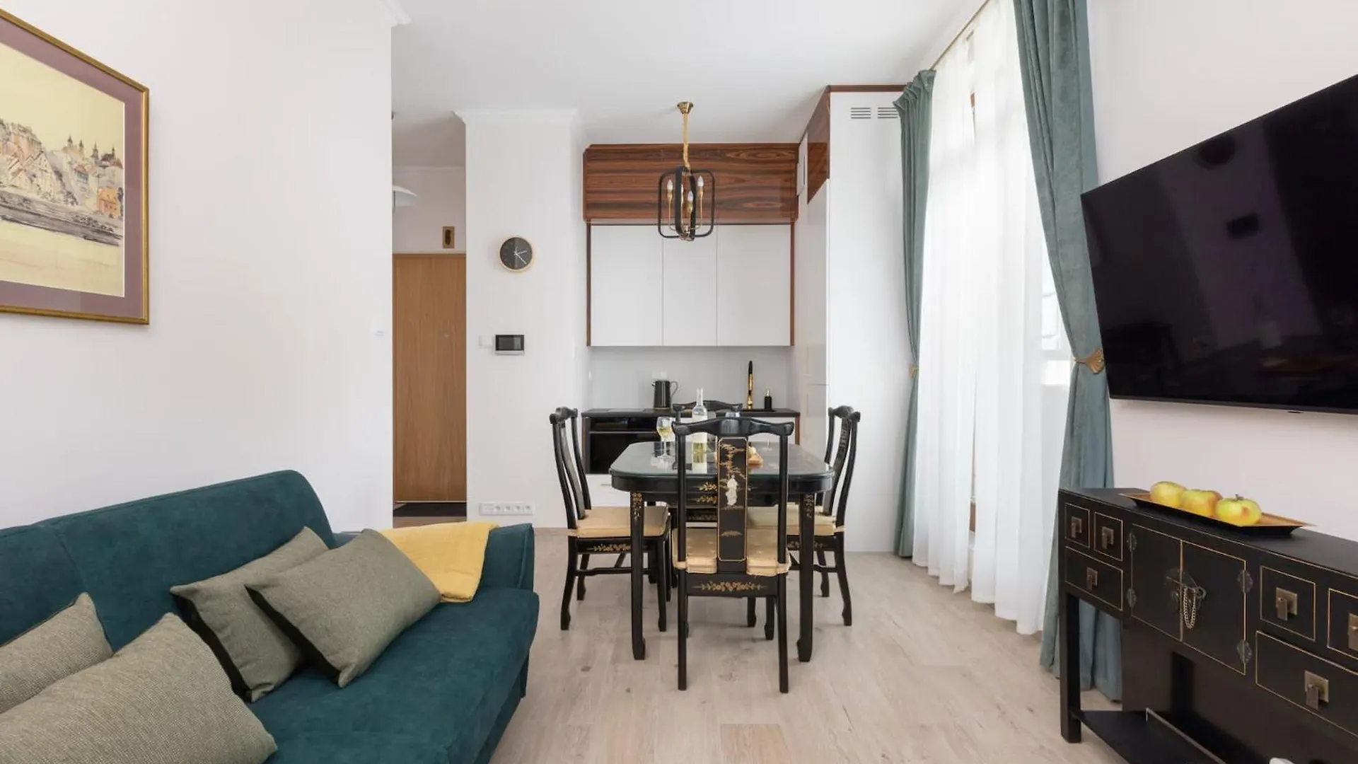 Aleja Solidarnosci 60B II By Noclegi Renters Warsaw