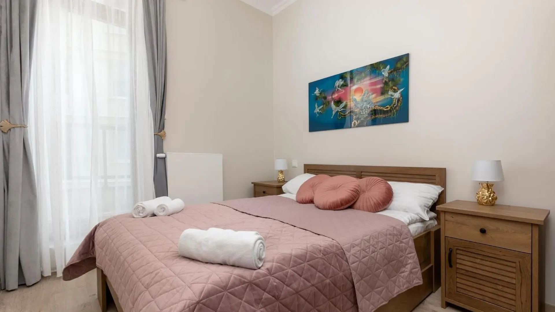 Apartment Aleja Solidarnosci 60B II By Noclegi Renters Warsaw